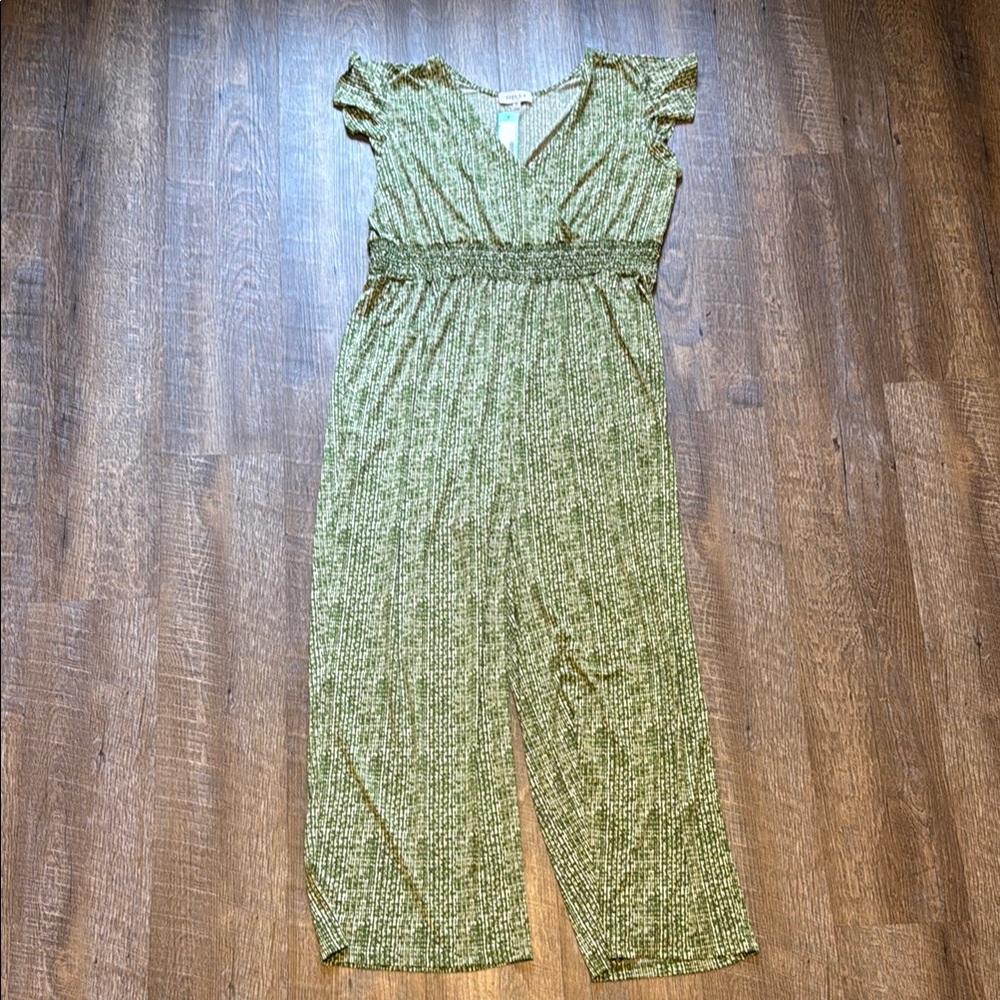 Gilli Green Wide-Leg Jumpsuit with Ruffled Sleeves